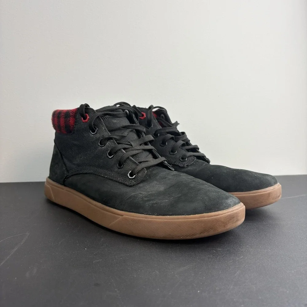 Timberland Groveton Chukka Boots Mens Size 9 Black Plaid Collar Gum Sole Shoes